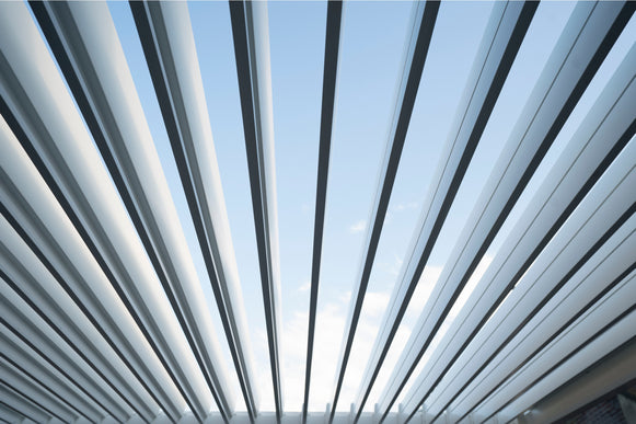 Luna pergola met lamellendak