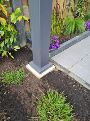 Betonpoer 22x22 en 45 cm hoog grijs M10